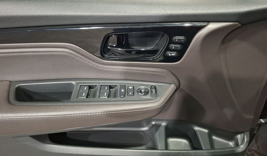 Honda Odyssey 3.5 TOURING AUTO Minivan 2018