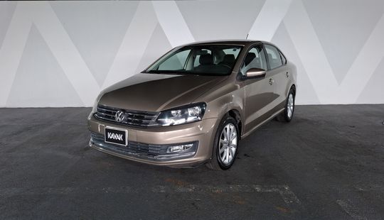 Volkswagen • Vento