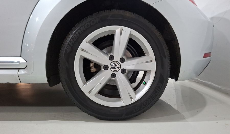 Volkswagen Beetle 2.5 SPORTLINE TIPTRONIC Hatchback 2016