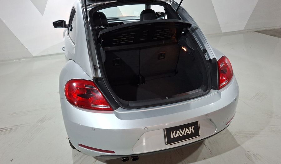 Volkswagen Beetle 2.5 SPORTLINE TIPTRONIC Hatchback 2016