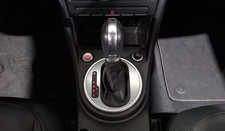Volkswagen Beetle 2.5 SPORTLINE TIPTRONIC Hatchback 2016