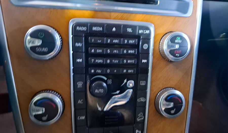 Volvo Xc60 2.0 INSCRIPTION T6 AWD AT Suv 2017