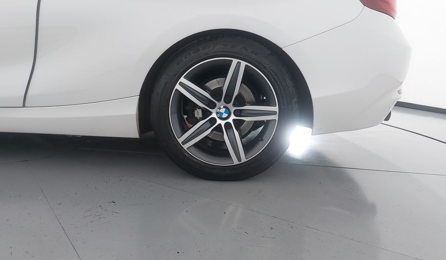 Bmw Serie 2 2.0 220IA SPORT LINE Coupe 2015