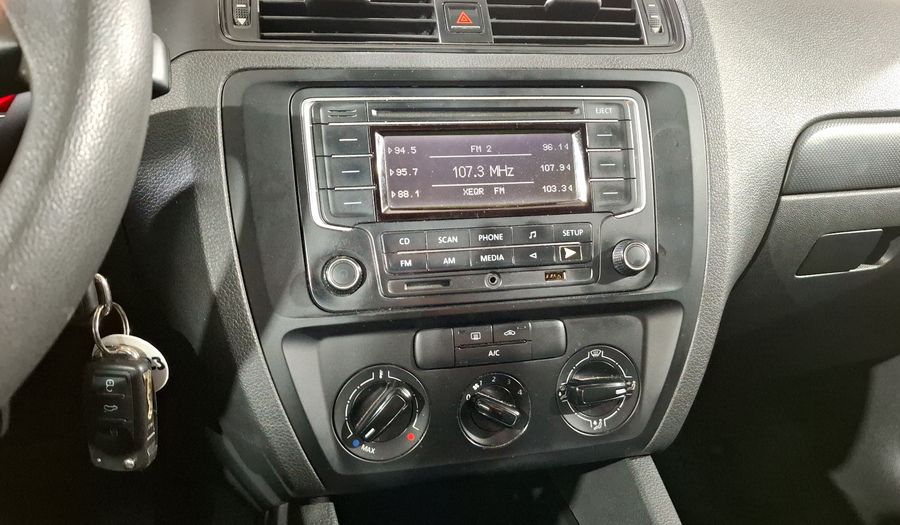 Volkswagen Jetta 2.0 MT Sedan 2016