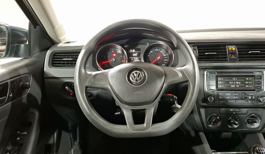 Volkswagen Jetta 2.0 MT Sedan 2016
