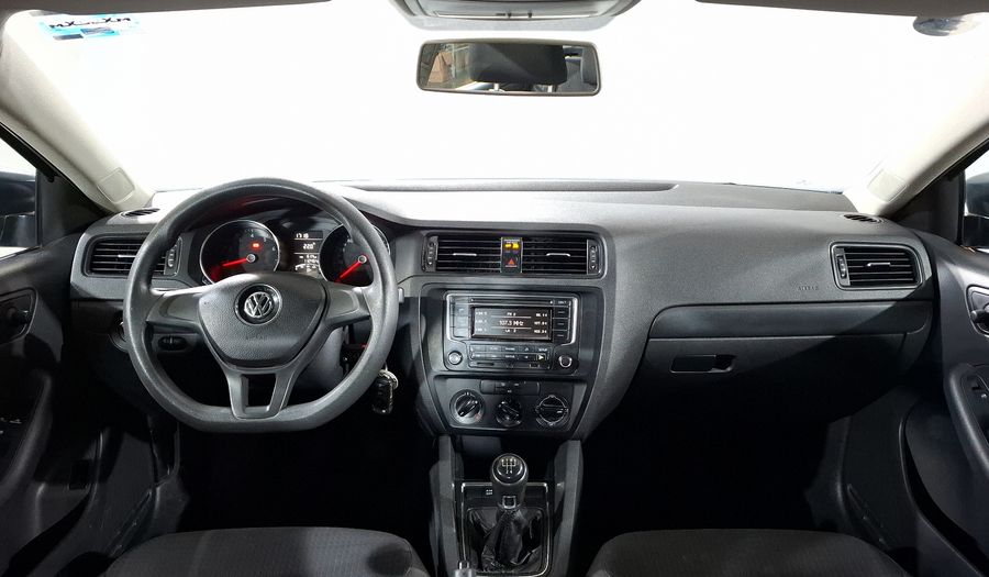 Volkswagen Jetta 2.0 MT Sedan 2016