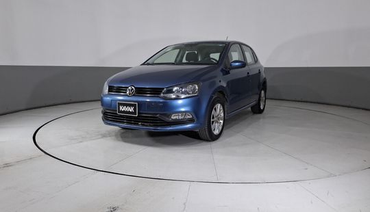 Volkswagen • Polo