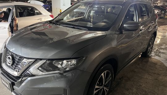 Nissan • X-Trail