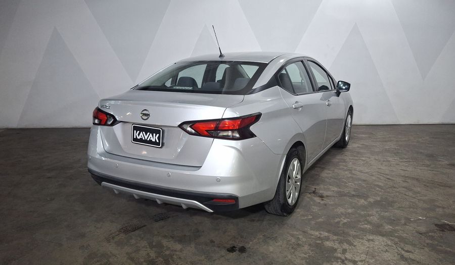 Nissan Versa 1.6 SENSE CVT Sedan 2022