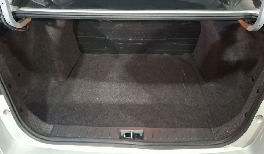 Nissan Versa 1.6 SENSE CVT Sedan 2022