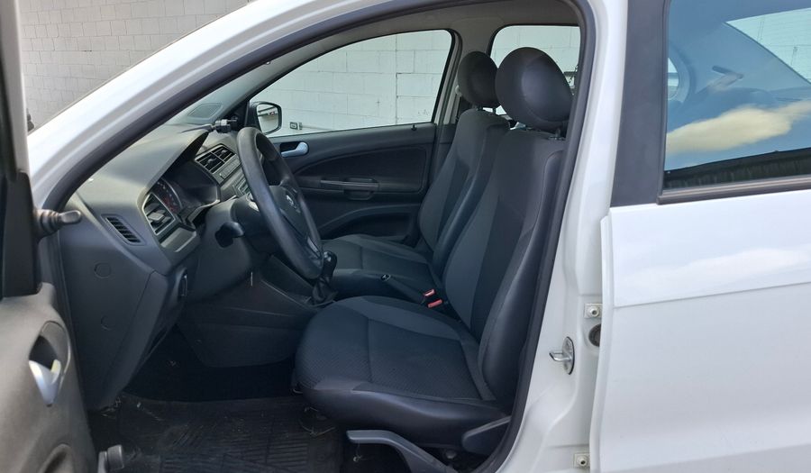 Volkswagen Voyage 1.6 TRENDLINE Sedan 2019