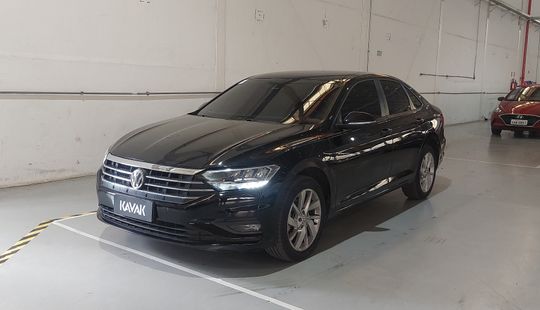 Volkswagen • Jetta