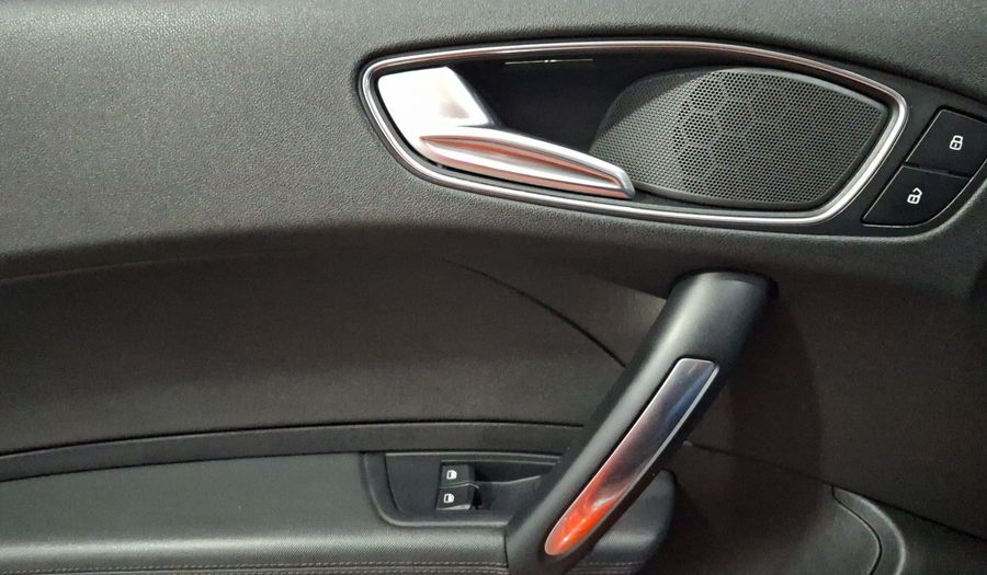 Audi A1 1.4 TFSI S LINE PLUS TRONIC Hatchback 2012