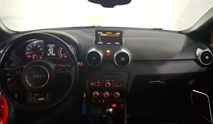 Audi A1 1.4 TFSI S LINE PLUS TRONIC Hatchback 2012