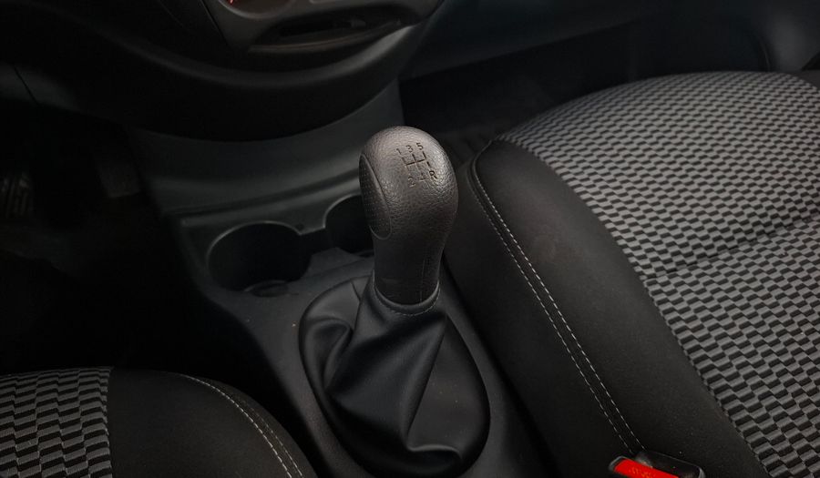 Nissan Versa 1.6 SENSE Sedan 2020