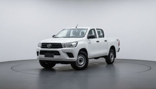 Toyota • Hilux