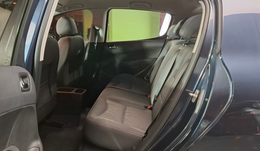 Peugeot 308 1.6 ACTIVE Hatchback 2016