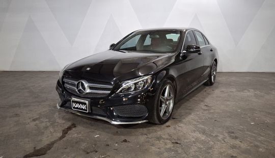 Mercedes Benz • Clase C
