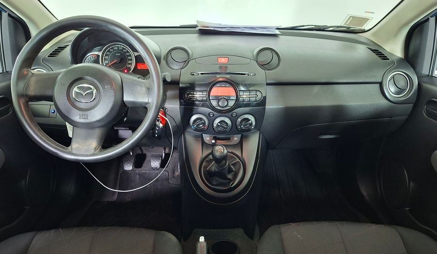 Mazda 2 1.5 V Hatchback 2015