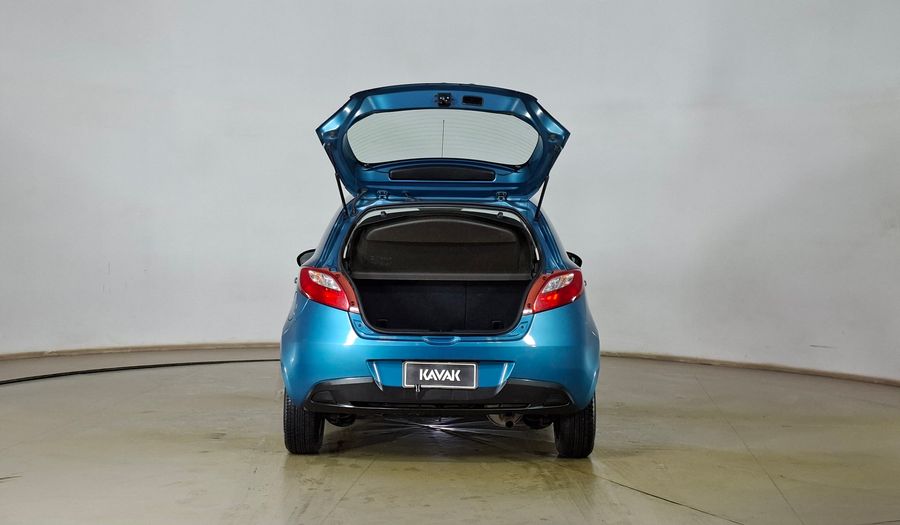 Mazda 2 1.5 V Hatchback 2015