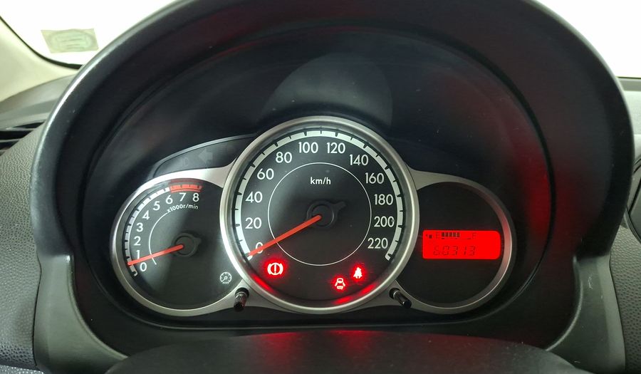 Mazda 2 1.5 V Hatchback 2015