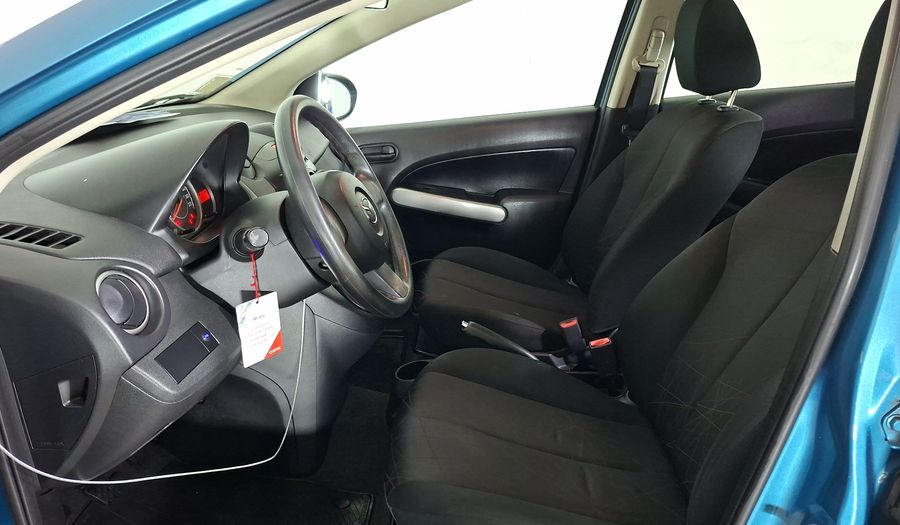 Mazda 2 1.5 V Hatchback 2015