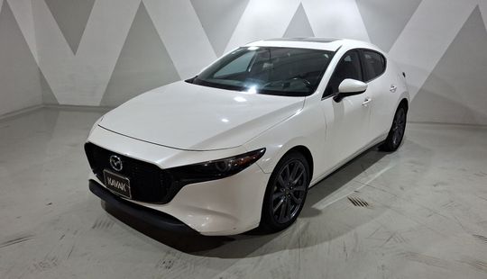Mazda • Mazda 3