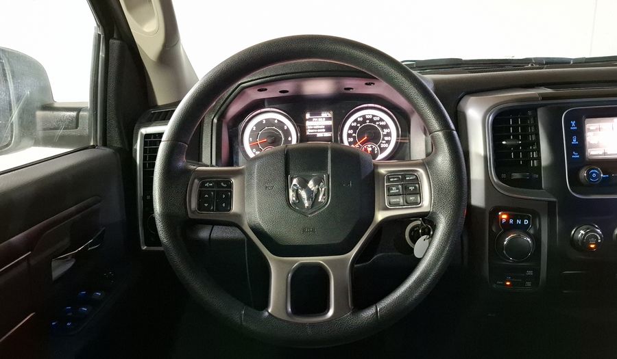 Ram 1500 5.7 CREW CAB SLT TRABAJO 4X4 V8 8 AUTO Pickup 2023