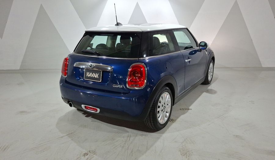 Mini Cooper 1.5 COOPER CHILI AT Hatchback 2016