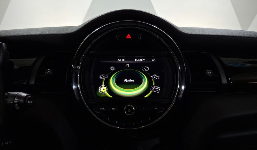 Mini Cooper 1.5 COOPER CHILI AT Hatchback 2016