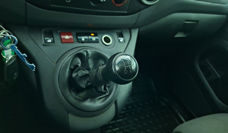 Peugeot Partner 1.6 HDI 90HP L2 Van 2019