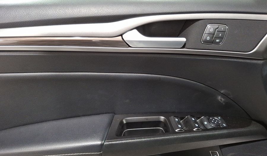 Ford Fusion 2.0 HEV SE LUXURY CVT Sedan 2020