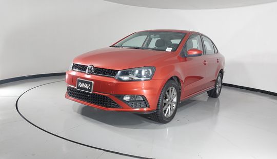 Volkswagen • Vento