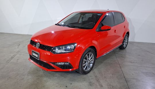 Volkswagen • Polo