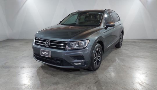 Volkswagen • Tiguan