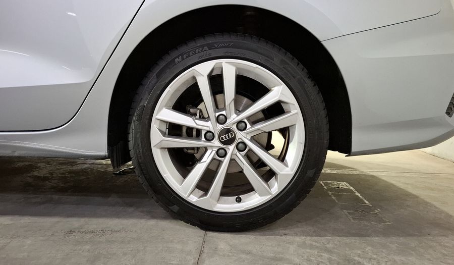 Audi A3 1.4 35 TFSI SELECT AUTO Sedan 2024