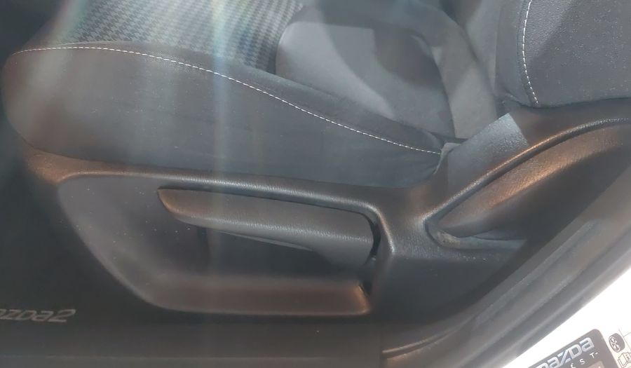 Mazda 2 1.5 I TOURING TM Hatchback 2018