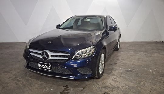 Mercedes Benz • Clase C