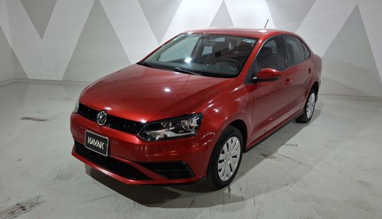 Volkswagen • Vento