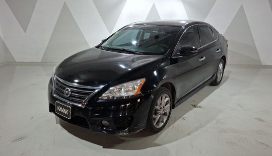 Nissan • Sentra