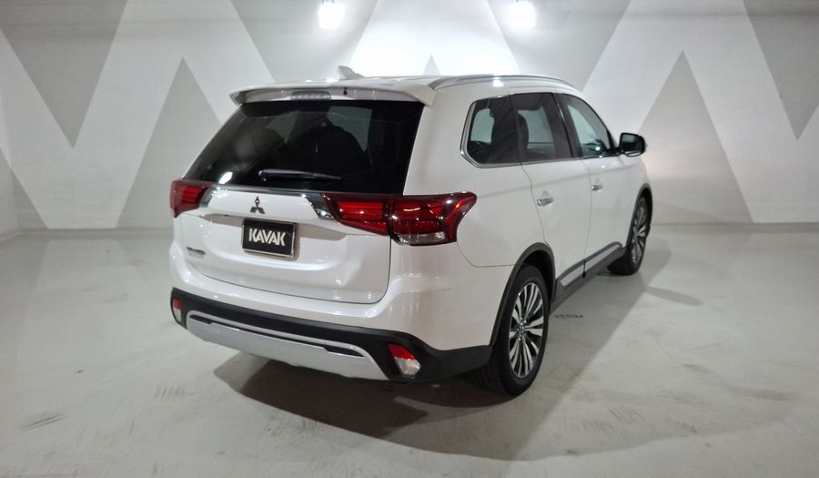 Mitsubishi Outlander 2.4 LIMITED CVT Suv 2020