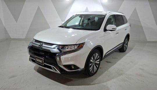 2020 • 59,668 km • Automático