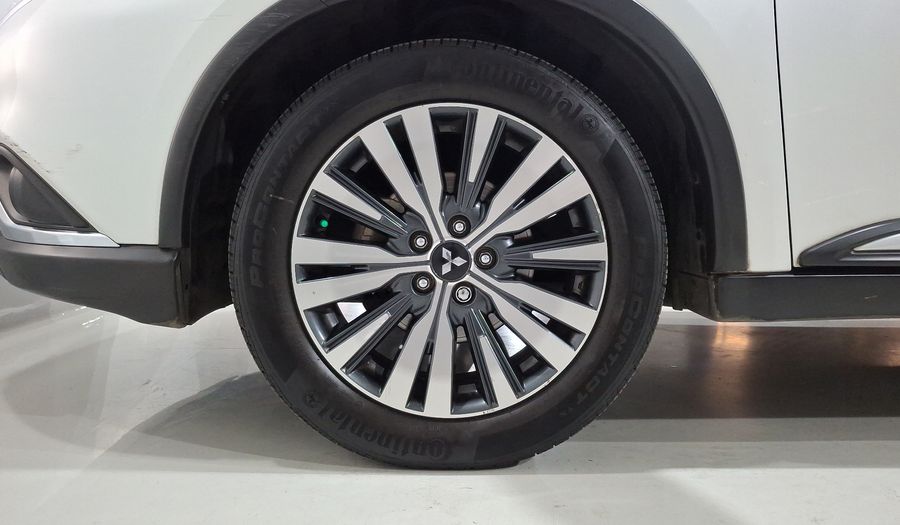 Mitsubishi Outlander 2.4 LIMITED CVT Suv 2020