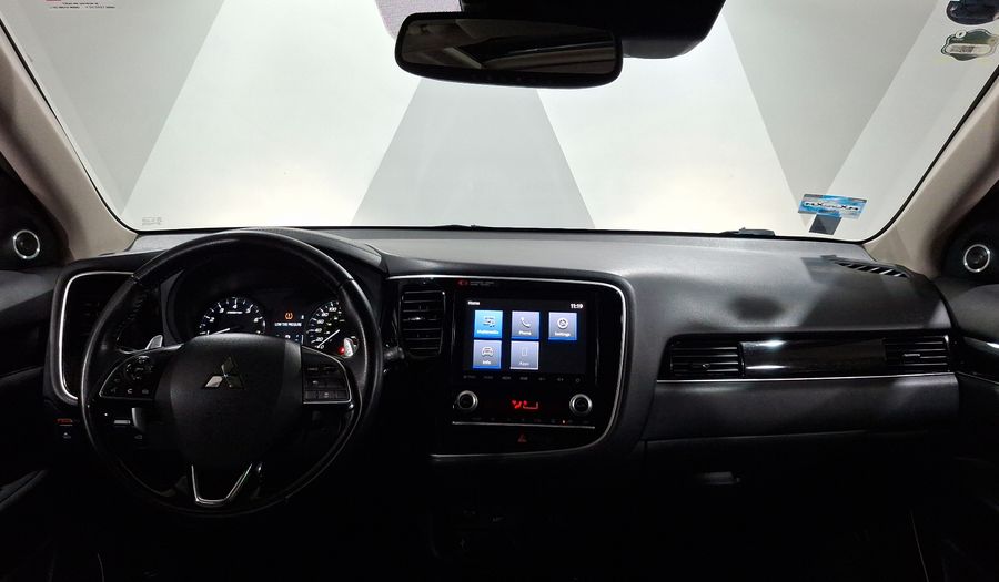 Mitsubishi Outlander 2.4 LIMITED CVT Suv 2020