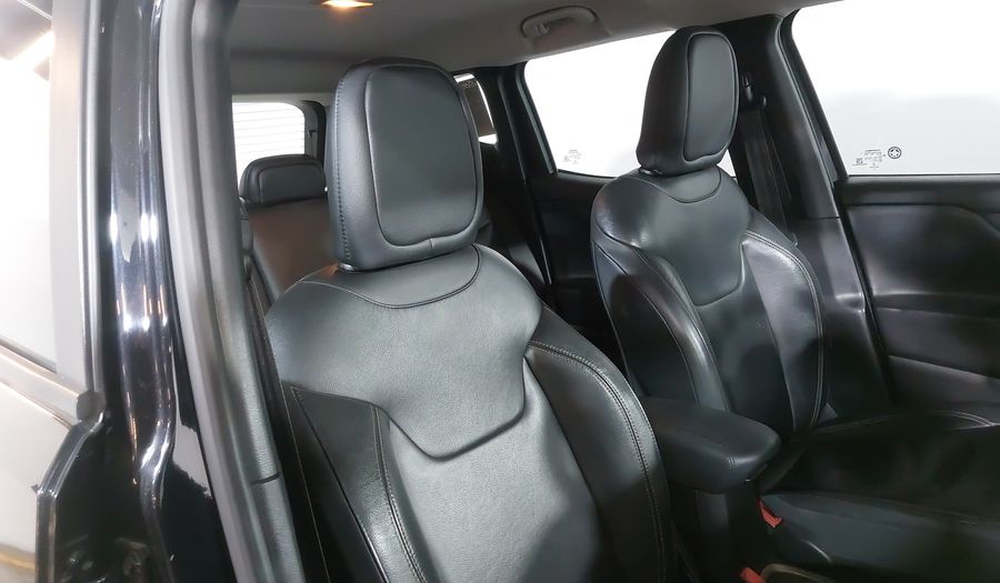 Jeep Renegade 1.8 LATITUDE AUTO Suv 2017