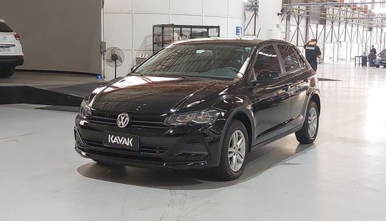 Volkswagen • Polo