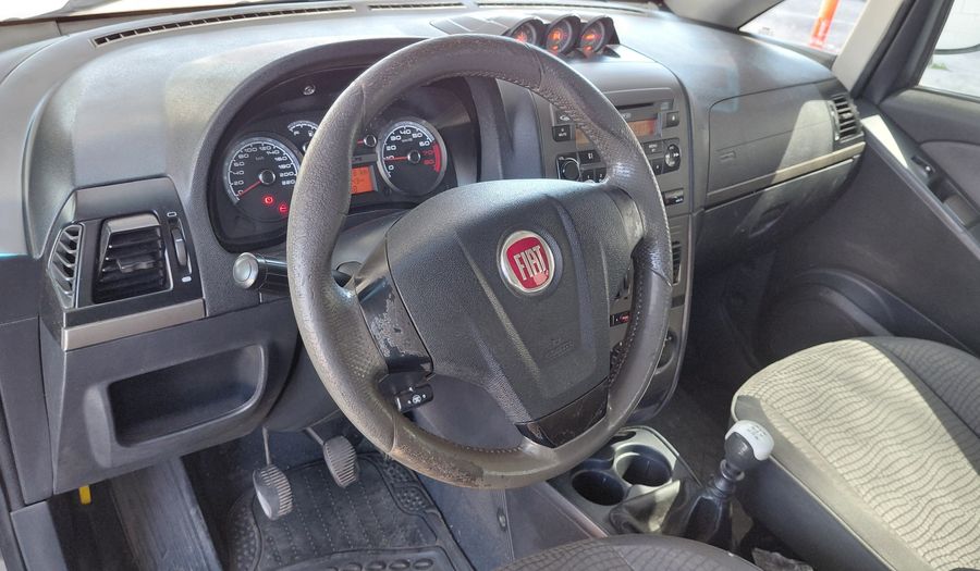 Fiat Idea 1.6 ADVENTURE 16V Minivan 2012