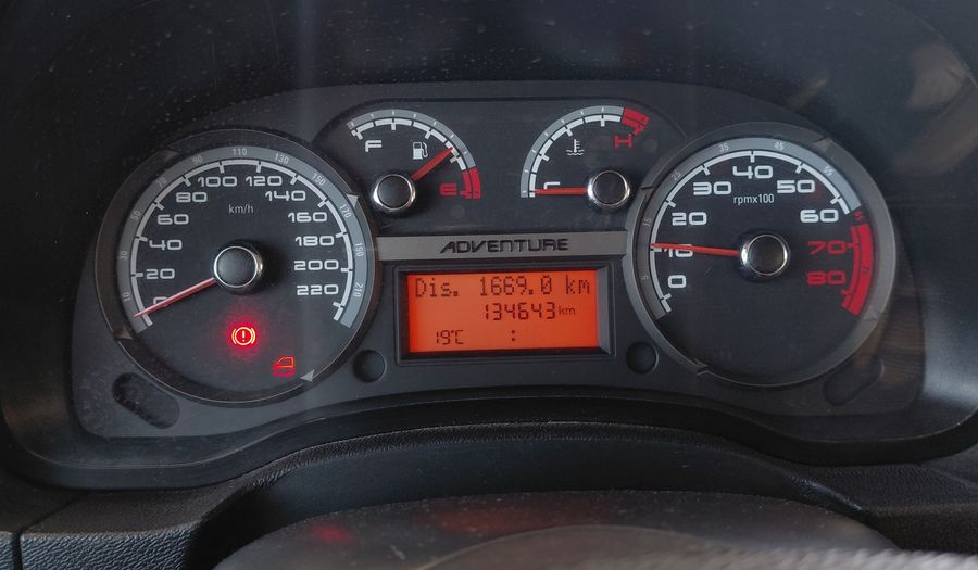 Fiat Idea 1.6 ADVENTURE 16V Minivan 2012