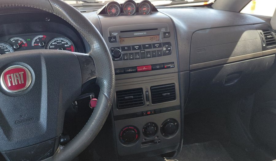 Fiat Idea 1.6 ADVENTURE 16V Minivan 2012