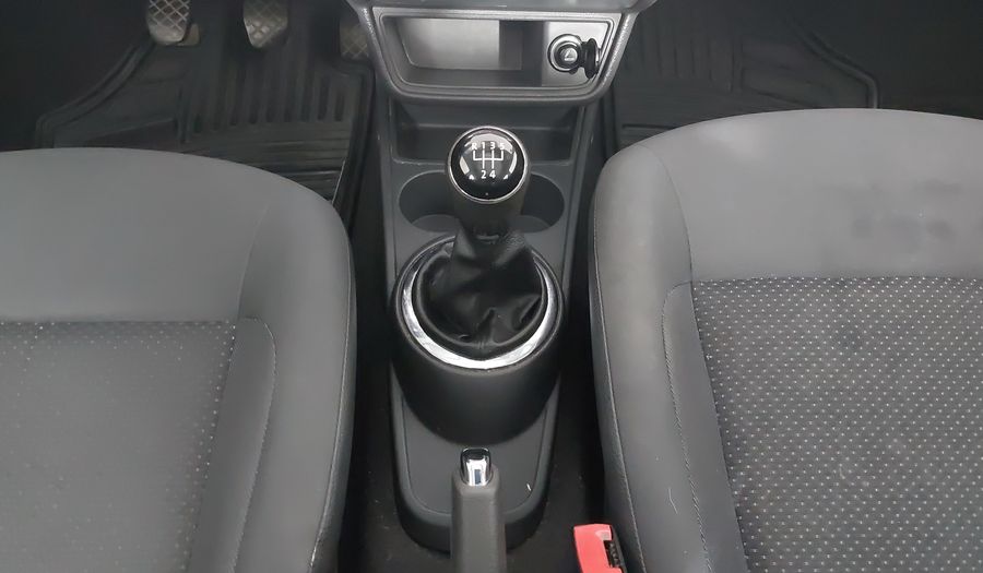 Volkswagen Gol 1.6 5 PTAS. CL A/A Hatchback 2016